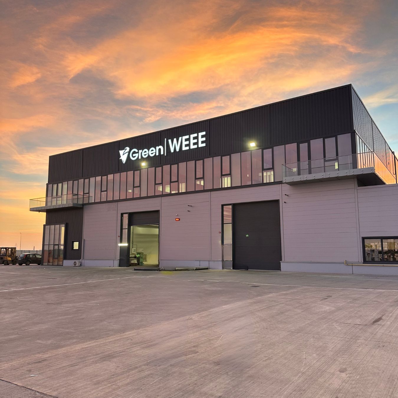 GreenWEEE finalizează a treia fabrică de reciclare deșeuri de echipamente electrice și electronice (DEEE) și dă startul producției la Buzău